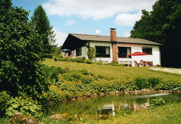Immobilien Regensburg Etterzhausen Landhaus In Hervorragender Lage Kaufpreis 649 000 Euro